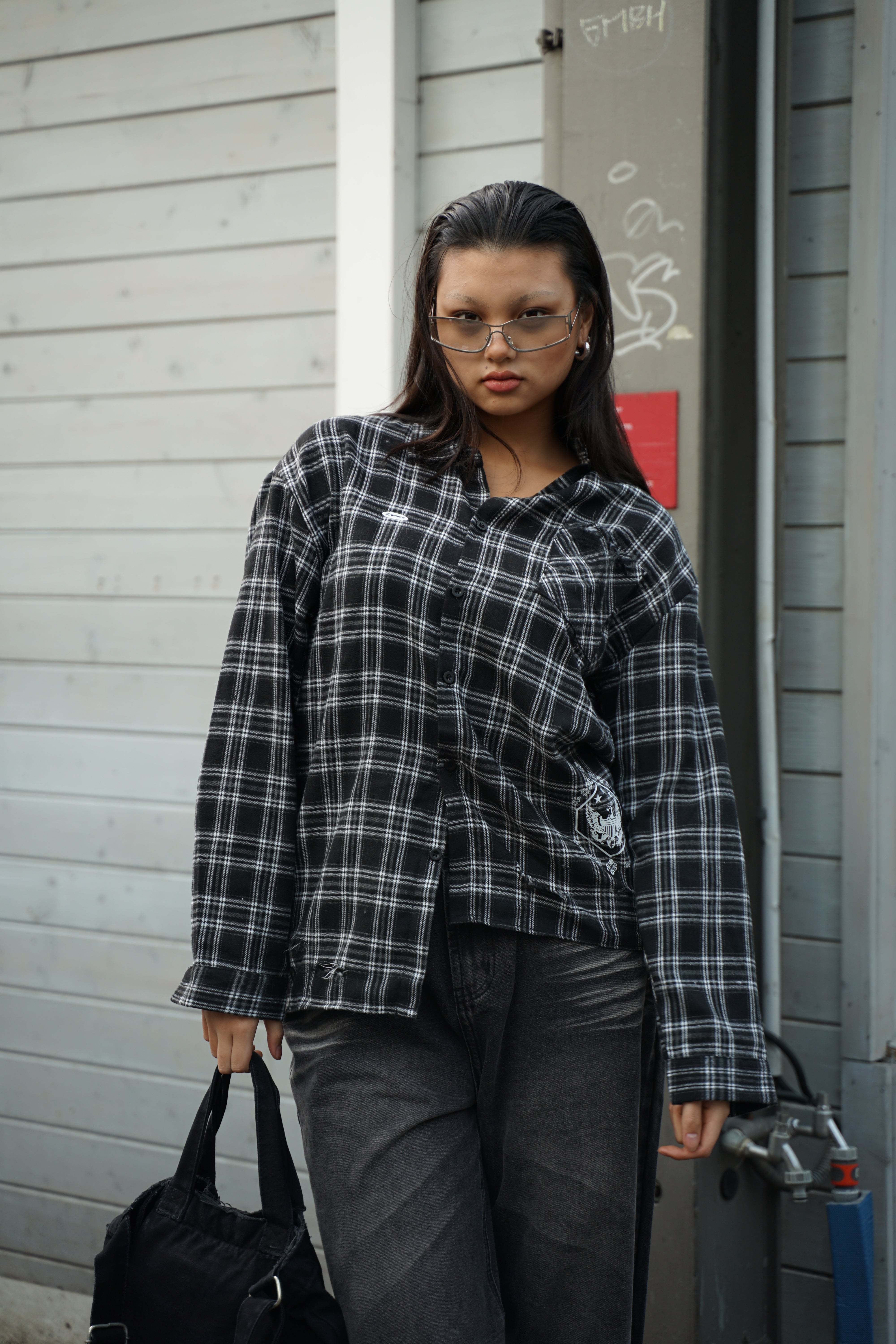 PLAID RIPPED FLANELL BLACK